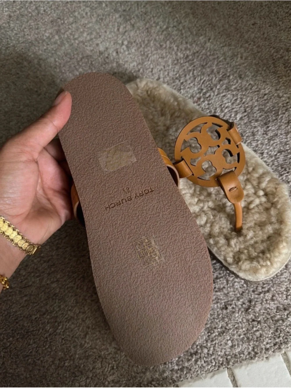 Tory Burch cloud miller Style Shearling-Trim Leather Thong Sandals NWT